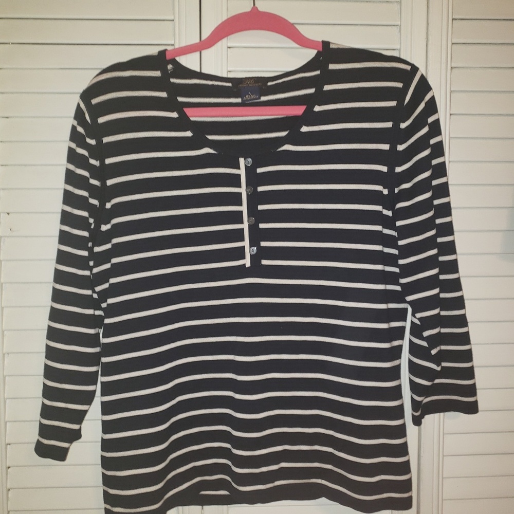 "346" Brooke Brothers blouse size large